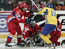 Росіяни вважають Україну ворожою державою Росіяни вважають Україну ворожою державою