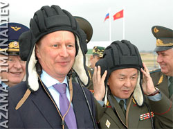 Холодна війна-2. Іванов вважає, що нафтогазова зброя масового знищення краще за ракети Холодна війна-2. Іванов вважає, що нафтогазова зброя масового знищення краще за ракети