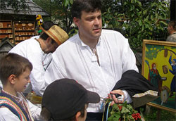 Тягнибок здивований рішенням РУХу Тягнибок здивований рішенням РУХу