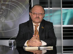 Конституційний Суд від учора перетворився на орган партії Регіонів Конституційний Суд від учора перетворився на орган партії Регіонів