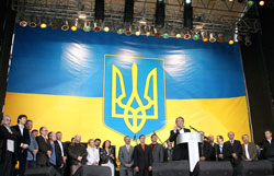 В Україні намітився мегаблок. Хоча до часу “Х” все може змінитися В Україні намітився мегаблок. Хоча до часу “Х” все може змінитися