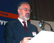 Фотографії прем'єрів Тимошенко і Ющенко “зникли” без політичного підтексту. У це вірить Табачник Фотографії прем'єрів Тимошенко і Ющенко “зникли” без політичного підтексту. У це вірить Табачник