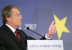 Президент Ющенко закликав європейських партнерів консолідовано допомогти Україні