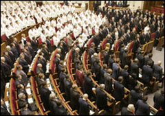 БЮТ готовий до позачергової сесії парламенту, але не побалакати і розійтись