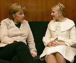 Тимошенко і Меркель вирішили пожвавити міждержавні стосунки