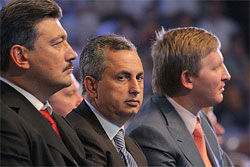 Москаль пропонує долати кризу за рахунок олігархів Москаль пропонує долати кризу за рахунок олігархів