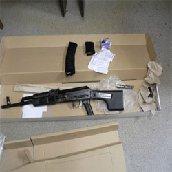 Керівництво СБУ підробляло на зброї. Тепер слово за ГПУ Керівництво СБУ підробляло на зброї. Тепер слово за ГПУ