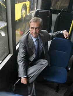 На Космоса порушили справу. За тарифи на проїзд На Космоса порушили справу. За тарифи на проїзд