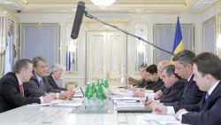 870 тисяч українців зустрінуть Новий рік безробітними. У гаранта немає думок, є заклинання 870 тисяч українців зустрінуть Новий рік безробітними. У гаранта немає думок, є заклинання