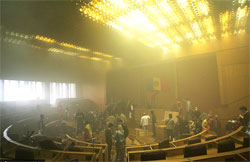 Хроніка Майдану в Кишиневі. Між Молдовою і Румунією - дипломатична війна Хроніка Майдану в Кишиневі. Між Молдовою і Румунією - дипломатична війна