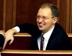 Луценко не вірить у кроликів, які стають царями 