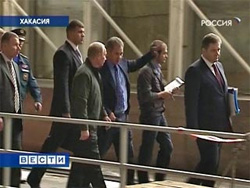 Путін визнав, що техногенна катастрофа вдарила по економіці РФ Путін визнав, що техногенна катастрофа вдарила по економіці РФ