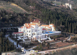 Аскетичне помешкання Лідера у АР Крим Аскетичне помешкання Лідера у АР Крим