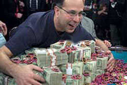 Погляд збоку: злодійкуваті олігархи - гальмо України Погляд збоку: злодійкуваті олігархи - гальмо України