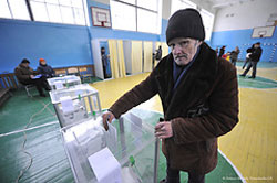 Хроніки вільного вибору. Три ТВО монополізовано регіоналами Хроніки вільного вибору. Три ТВО монополізовано регіоналами