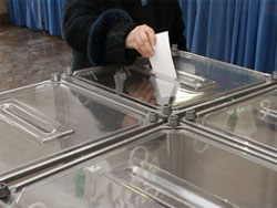 Хроніки вільного вибору. На Донеччині якась політична сила все конролює і розливає горілку Хроніки вільного вибору. На Донеччині якась політична сила все конролює і розливає горілку