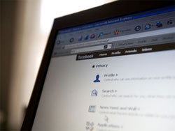 У Великобританії реєструють виборців у Facebook У Великобританії реєструють виборців у Facebook