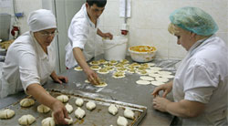 На Банковій вирішили поки не чіпати спрощенців. На Банковій вирішили поки не чіпати спрощенців.