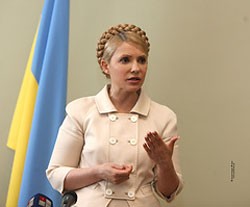 Тимошенко ініціює ревізію народних обранців від БЮТ Тимошенко ініціює ревізію народних обранців від БЮТ