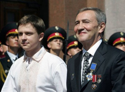 З кабінету на нари. Фіаско молодої команди Черновецького З кабінету на нари. Фіаско молодої команди Черновецького