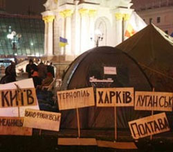 Підприємці просять киян виходити на Майдан кожного дня