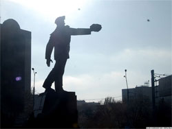 У Донецьку відпрацьовують аферу із захоплення житла У Донецьку відпрацьовують аферу із захоплення житла