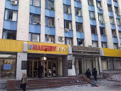 Теракт у Макіївці. Нардеп Ар’єв побачив, що когось з місцевих таки дістали Теракт у Макіївці. Нардеп Ар’єв побачив, що когось з місцевих таки дістали