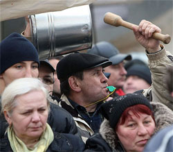 У столиці сьогодні відбуваються масові акції протесту У столиці сьогодні відбуваються масові акції протесту