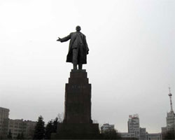 У Харкові влада готується до зустрічі ідеолога руского міра, як до інспекції начальства