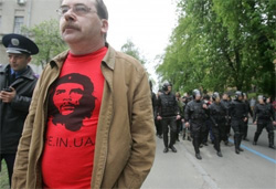 Мінські міліцаї не знайшли у Чемериса нічого терористичного Мінські міліцаї не знайшли у Чемериса нічого терористичного