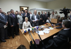 Влада боїться відкритості судового процесу щодо газових угод Влада боїться відкритості судового процесу щодо газових угод