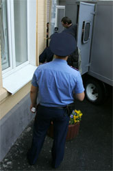 Луценка привезли у Печерський суд. Судитимуть таємно Луценка привезли у Печерський суд. Судитимуть таємно