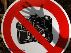 Журналісти вимагають притягти до відповідальності міліціонерів Журналісти вимагають притягти до відповідальності міліціонерів