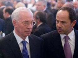 “Сильна Україна” у єдиному пориві вступає у Партію регіонів