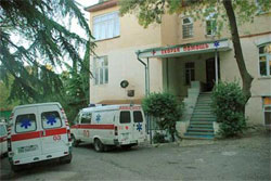 Україна для людей. Влада вважає, що готель важливіший за здоров’я дітей Україна для людей. Влада вважає, що готель важливіший за здоров’я дітей