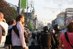 Я - не я, і хата - не моя. Попов не знає, хто з його підлеглих наступає на конституційні права громадян Я - не я, і хата - не моя. Попов не знає, хто з його підлеглих наступає на конституційні права громадян