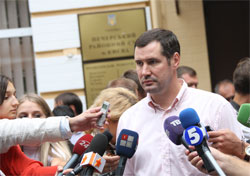 Захист Тимошенко сподівається, що їй замінять запобіжний захід Захист Тимошенко сподівається, що їй замінять запобіжний захід