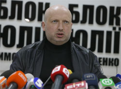 Коли оголосять вирок Тимошенко - не відомо, але міліцію до столиці стягують Коли оголосять вирок Тимошенко - не відомо, але міліцію до столиці стягують