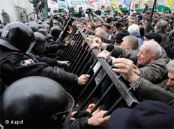 Хто мітингуватиме сьогодні? Влада активно провокує конфлікти