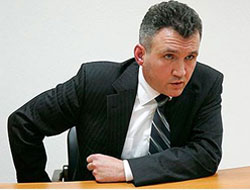 Проти Тимошенко порушено вже 10 кримінальних справ Проти Тимошенко порушено вже 10 кримінальних справ