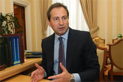 Опозиція вимагає дозволити іноземним фахівцям обстежити стан здоров’я Юлії Тимошенко Опозиція вимагає дозволити іноземним фахівцям обстежити стан здоров’я Юлії Тимошенко