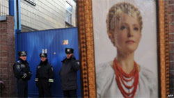 Відомий вчений-нейрохірург не виключає, що Тимошенко втрачала свідомість через ліки Відомий вчений-нейрохірург не виключає, що Тимошенко втрачала свідомість через ліки