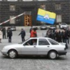 Таксисти протестували проти дій влади під вікнами Азарова
