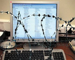 У МВС думають, що у соцмережах збираються кримінальні сходняки? У МВС думають, що у соцмережах збираються кримінальні сходняки?