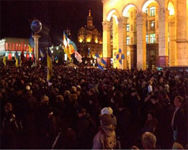 Суд присудив штрафи активістам, затриманим вчора на Майдані Суд присудив штрафи активістам, затриманим вчора на Майдані