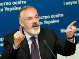 Антиукраїнські зміни у ЗНО внесли підлеглі Табачника Антиукраїнські зміни у ЗНО внесли підлеглі Табачника