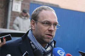 Власенку заборонили їздити в Європу? Власенку заборонили їздити в Європу?