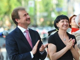 Хроніки дерибану. Столична влада поцупила у громади центральну комунальну аптеку Хроніки дерибану. Столична влада поцупила у громади центральну комунальну аптеку