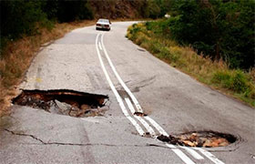 Влада активно шукає інвесторів для будівництва платних доріг. Скільки за це платитимуть українці? Влада активно шукає інвесторів для будівництва платних доріг. Скільки за це платитимуть українці?