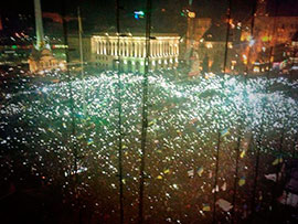 2013-й показав: українці не піддані і не байдужі 2013-й показав: українці не піддані і не байдужі